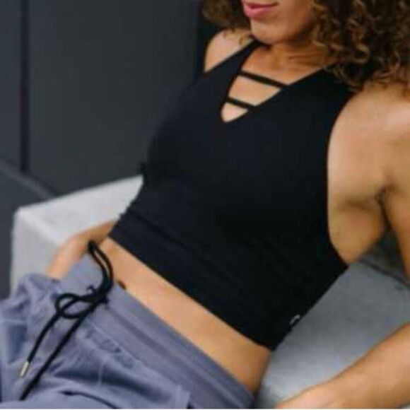 Zyia Women's 3XL Black Criss Cross Crop Top Activewear Tank - Picture 1 of 7